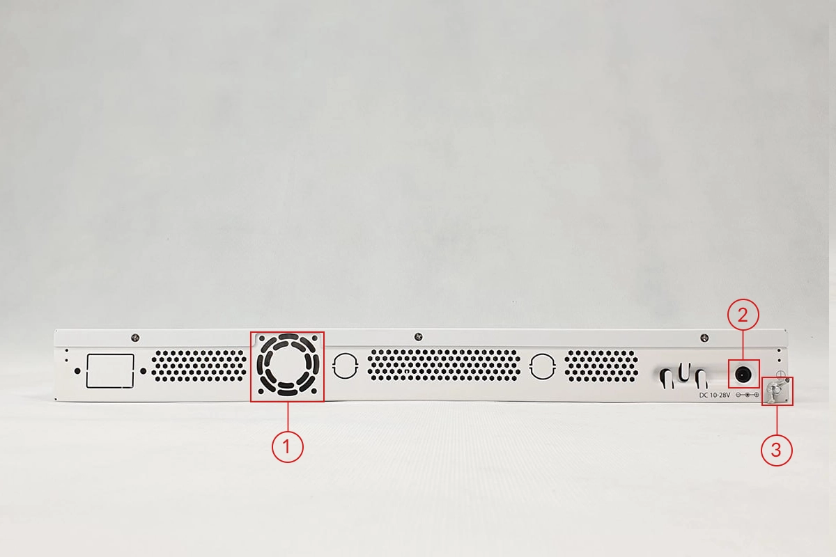روتر سوئیچ میکروتیک CRS326-24G-2S+RM